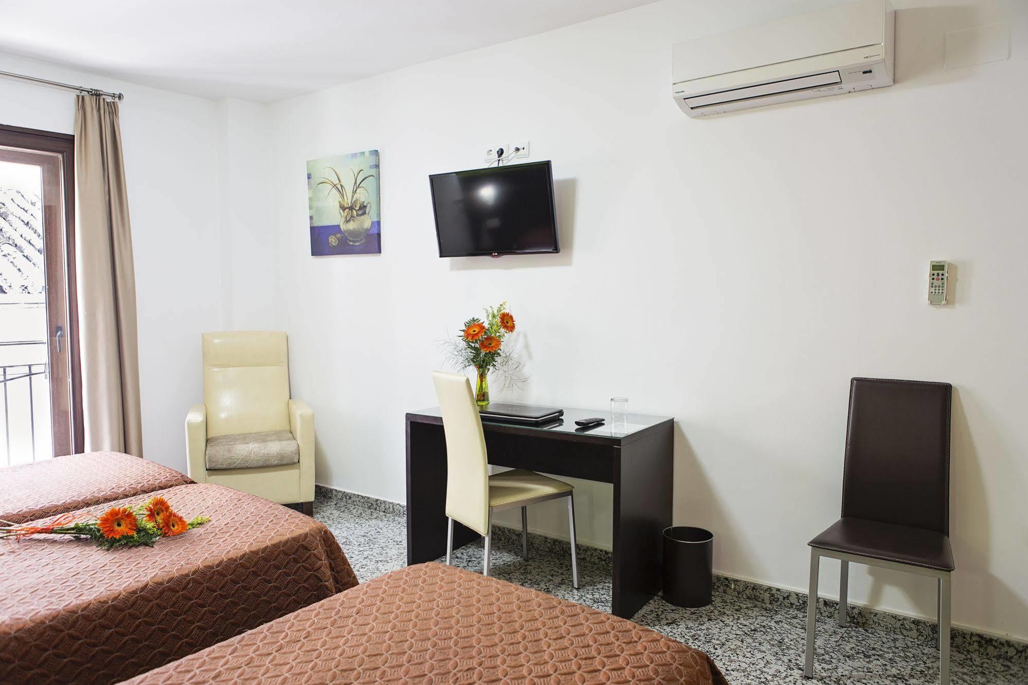 Hotel De Los Faroles Кордоба Екстериор снимка