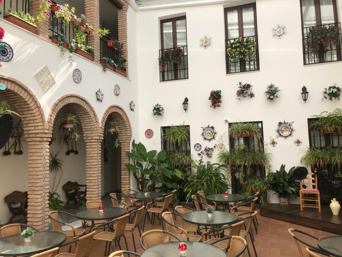 Hotel De Los Faroles Кордоба Екстериор снимка